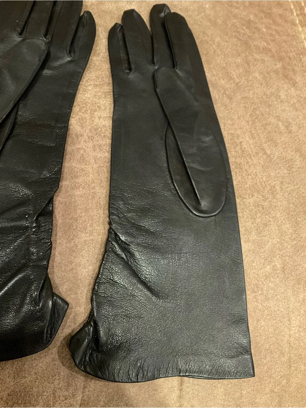 Black Lined Lambskin Leather Gloves